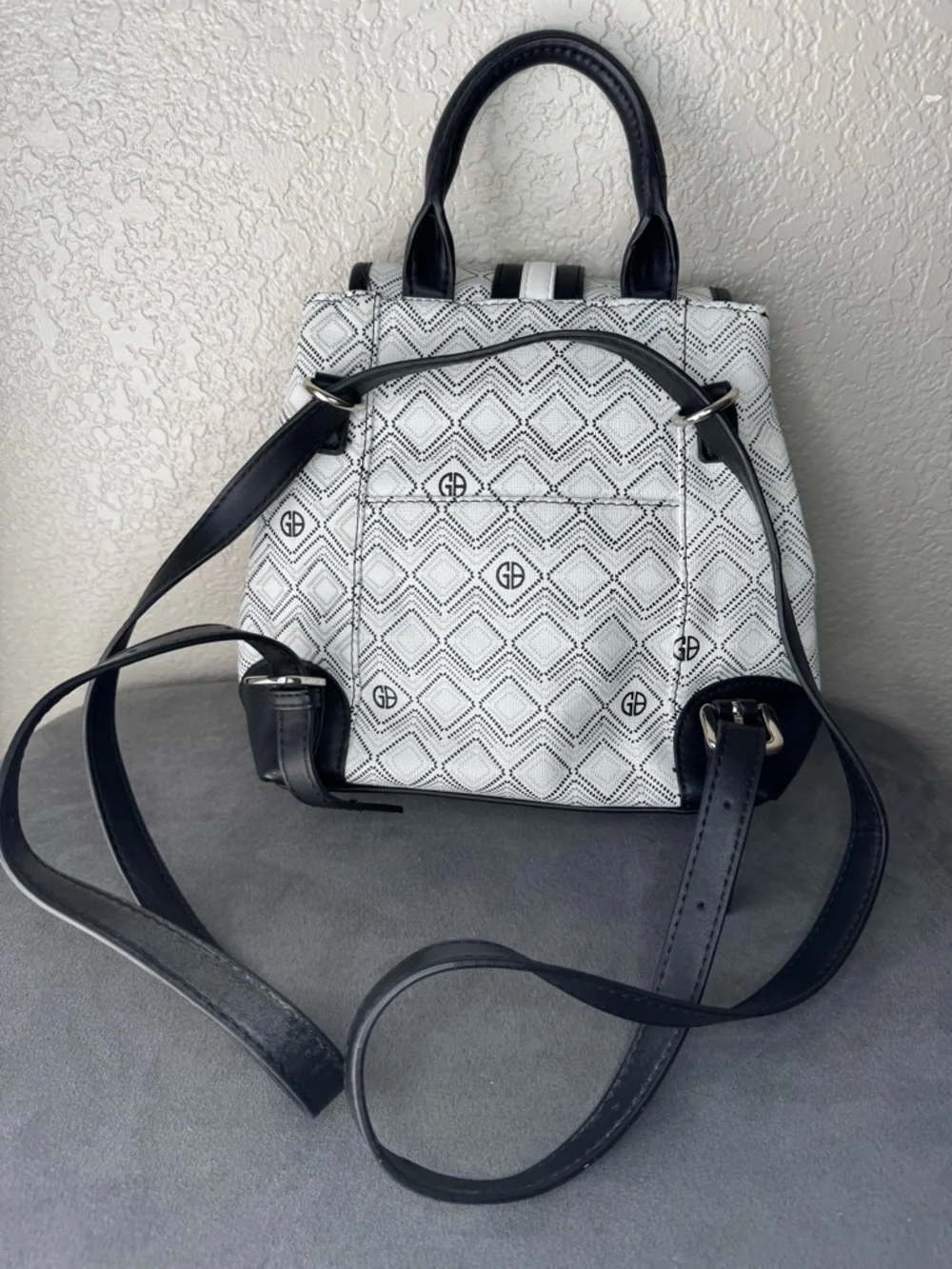Giani Bernini Mini Backpack Convertible Crossbody Black White Logo Bag - Picture 4 of 12